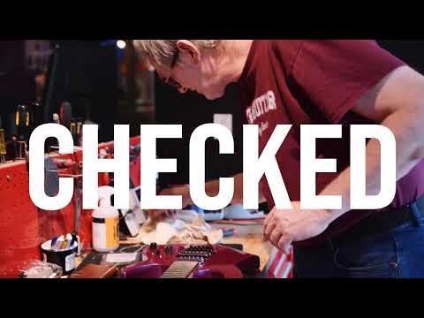 Why Shop At Max Guitar