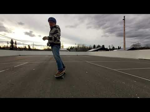 Pumping a Landyachtz Butter Line 31" RKP stock (no Waterborne surf adapter installed)