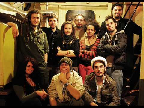 Riddim Colony - Nő a kínálat (Dr's Darling) (1st Demo 2006)