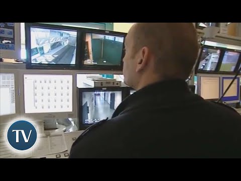 Der Knast im Knast - Wie die JVA Oldenburg aus Verbrechern Nachbarn macht