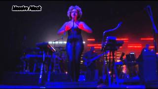 Massive Attack - Babel (live-melt festival 2010) (HD)