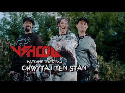 Na planie teledysku "Chwytaj ten stan" VSHOOD feat. Karolina Czarnecka