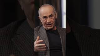 Դու կարող ես ասել ինձ մենա՞կ են թողել. /// Ռոբերտ Քոչարյան