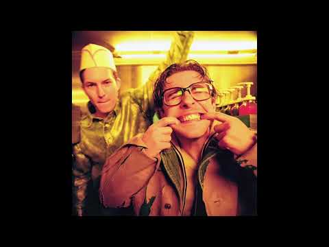 easy life, Gus Dapperton - ANTIFREEZE