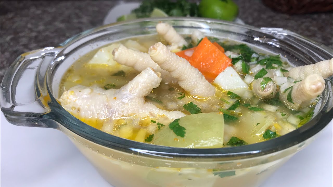 Watch el mejor colágeno natural 👌 Sopa/caldo de patitas de pollo con verduras Now el mejor colágeno natural 👌 Sopa/caldo de patitas de pollo con verduras