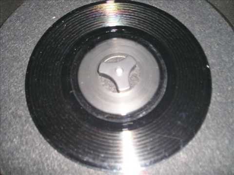 Freddie Mckay -inna mi yard