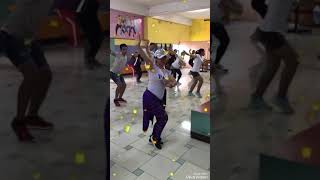 Download lagu Zumba with zin Olive|Daun Puspa-Euis SL mp3 Download lagu Zumba with zin Olive|Daun Puspa-Euis SL mp3