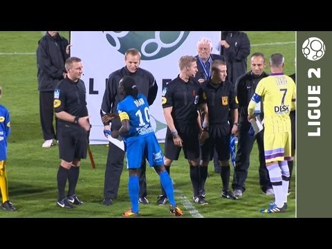 Chamois Niortais - FC Istres (3-1) - Le résumé (NIORT - FCIOP) - 2013/2014