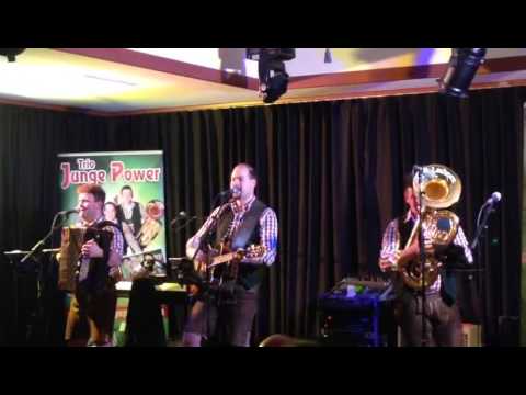 Trio Junge Power - Zum Stell dich ein in Oberkrain