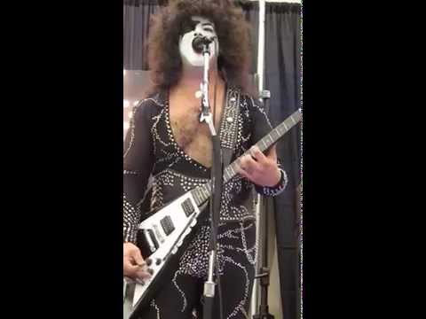 040414 8:56 KISSTORY: LOVE GUN