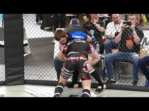 Jesse Walsh Vs Matthew Beard - Clip 1