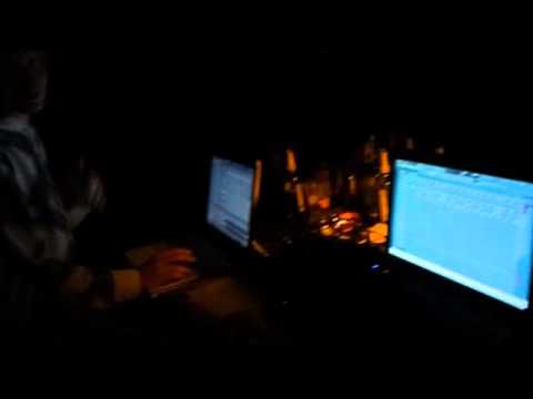 Karl Pelzer vs Zapper -live- @alte Motorenfabrik Erfurt 31.12.11