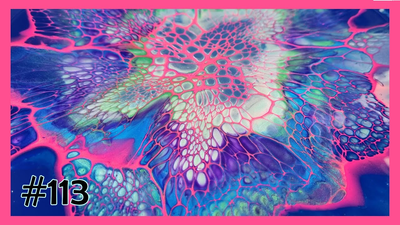 #113 Faux Pillow Chameleon Sheleeart Blooms