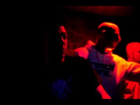 Hozinotik @ French Disorder 24.02.12 End (Hozinotik - The Dino)