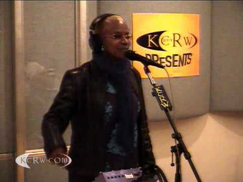 Angelique Kidjo - Move On Up (Live on KCRW)