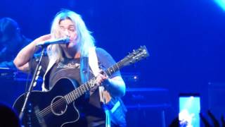 Elle King - Ain&#39;t Gonna Drown -  Live at The Fillmore in Detroit, MI on 10-30-16