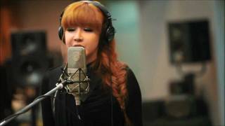 Park Bom (2NE1) - Don&#39;t Cry (full band version)