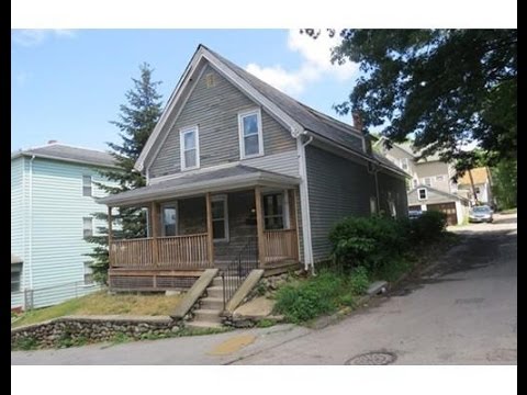 Homes for sale - 63 Catharine St, Worcester, MA 01605