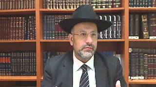 UNE OBSCURITE LUMINEUSE