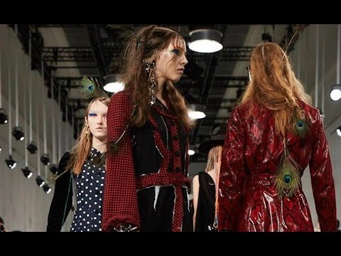 Maison Margiela | Womenswear | Full Show | Paris Fashion Week | Fall/Winter 2017/2018