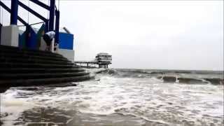 preview picture of video 'Harde wind met hoogwater Delfzijl 22 oktober 2014'