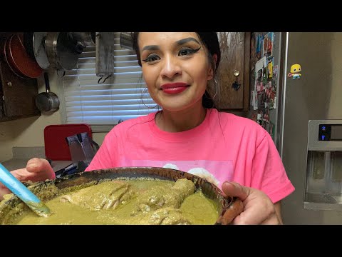 How to make Mole verde (green mole)