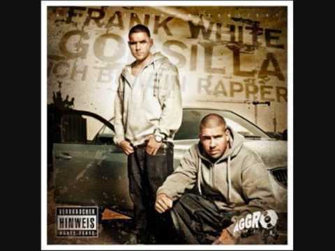 Santino - Best rapper Allive ( Chainsaw Massakar Mixtape )