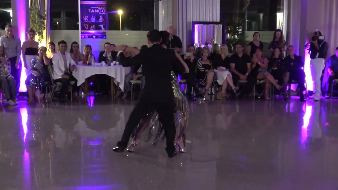 Yanina Quiñones y Neri Piliu - 10° Bari Tango Congress - 07.10.2022   3.4