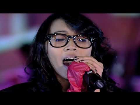 Deluxe Symphony with Magenta Orchestra