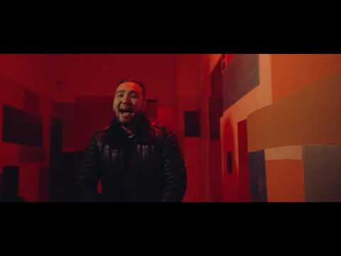 Pop Attitude - Chip Chelios feat Mak Naryn