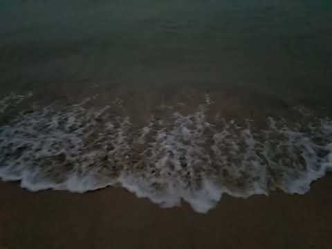 First winter rain in Karachi enjoyed at Manora beach 🏖️