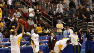 preview picture of video 'Philadelphia Trip - NCAA Basketball Tournament'
