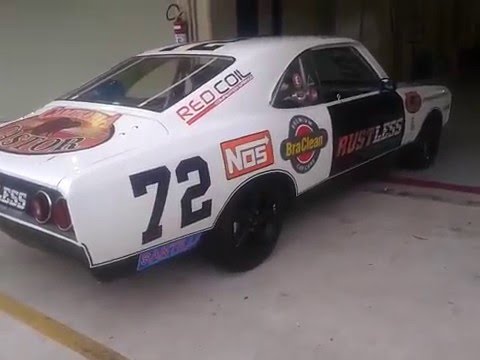 Primeira etapa Old Stock Car em interlagos, opala no box