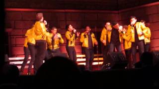 YellowJackets ~ &quot;Stereo Hearts&quot; LIVE in Rochester, NY (12.11.11)