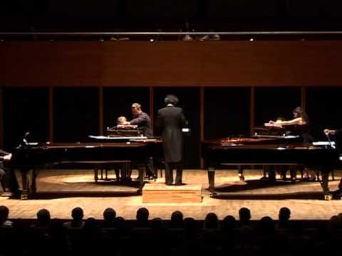 Ravel's Bolero for 4 pianos & 1 conductor