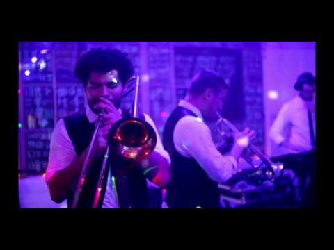 EXMAG - TAKIN IT THE THE MAX (BEAUTY SLAP TWIST)