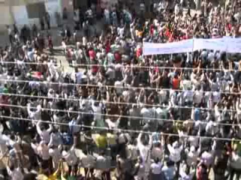 مظاهرة في بلدة الجيزة في ريف درعا في جمعة "الحظر الجوي"