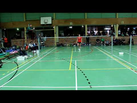 Monique Broeke vs Roxanne Molenmaker 1e game (1)