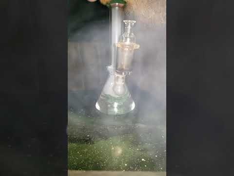 Slow motion DAB hit with low grade DAB Rig.