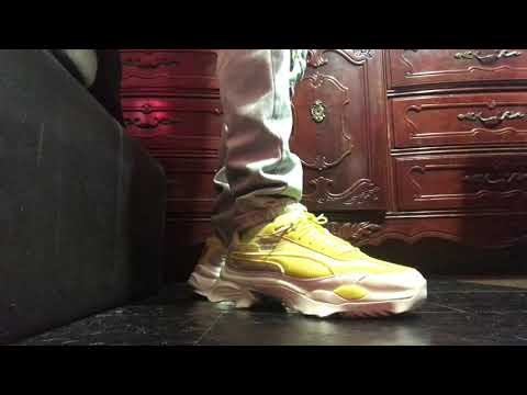 Puma x Kid super Studios”Nite fox(On feet) ”Plz Let Ads Play”i”(only)get paid from ads)per Ad=1cent