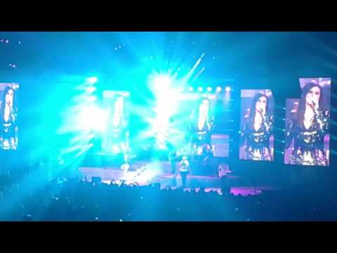 Laura Pausini à Forest National à Bruxelles le 16 octobre 2016 (Belgique)