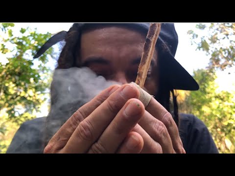 NAZIREU RUPESTRE - RASTAFARI MAKONNEN