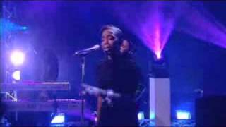 Estelle - Pretty Please (Love Me) [Live On GMTV]