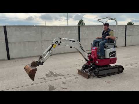 TAKEUCHI TB210R 1 TON MICRO DIGGER - Image 2