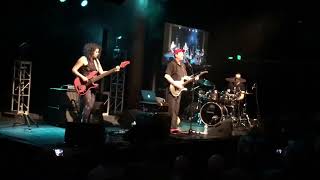 Adrian Belew “One Time”