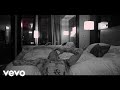 Videoklip Machine Gun Kelly - Lately s textom piesne