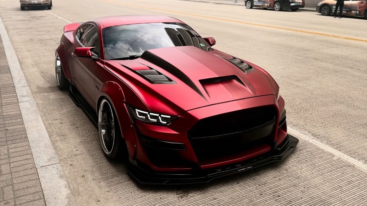 FORD MUSTANG WIDEBODY