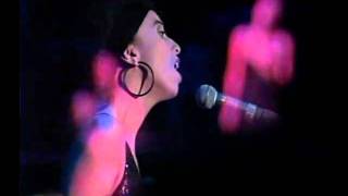 Jaques Morelenbaum e Paula Morelenbaum - Serenata do adeus - Heineken Concerts 1995 RJ