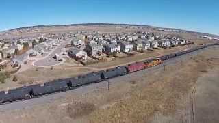 preview picture of video 'BNSF 4497 North at Monument, CO'