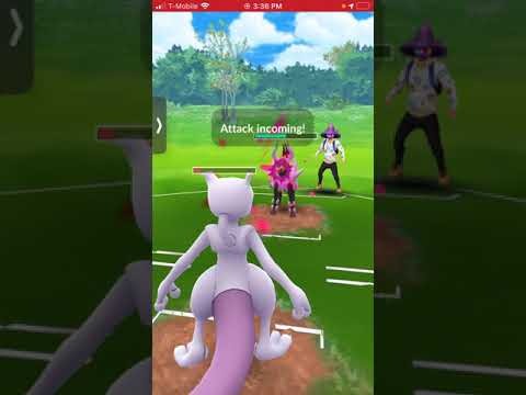 Mega houndoom vs mewtwo